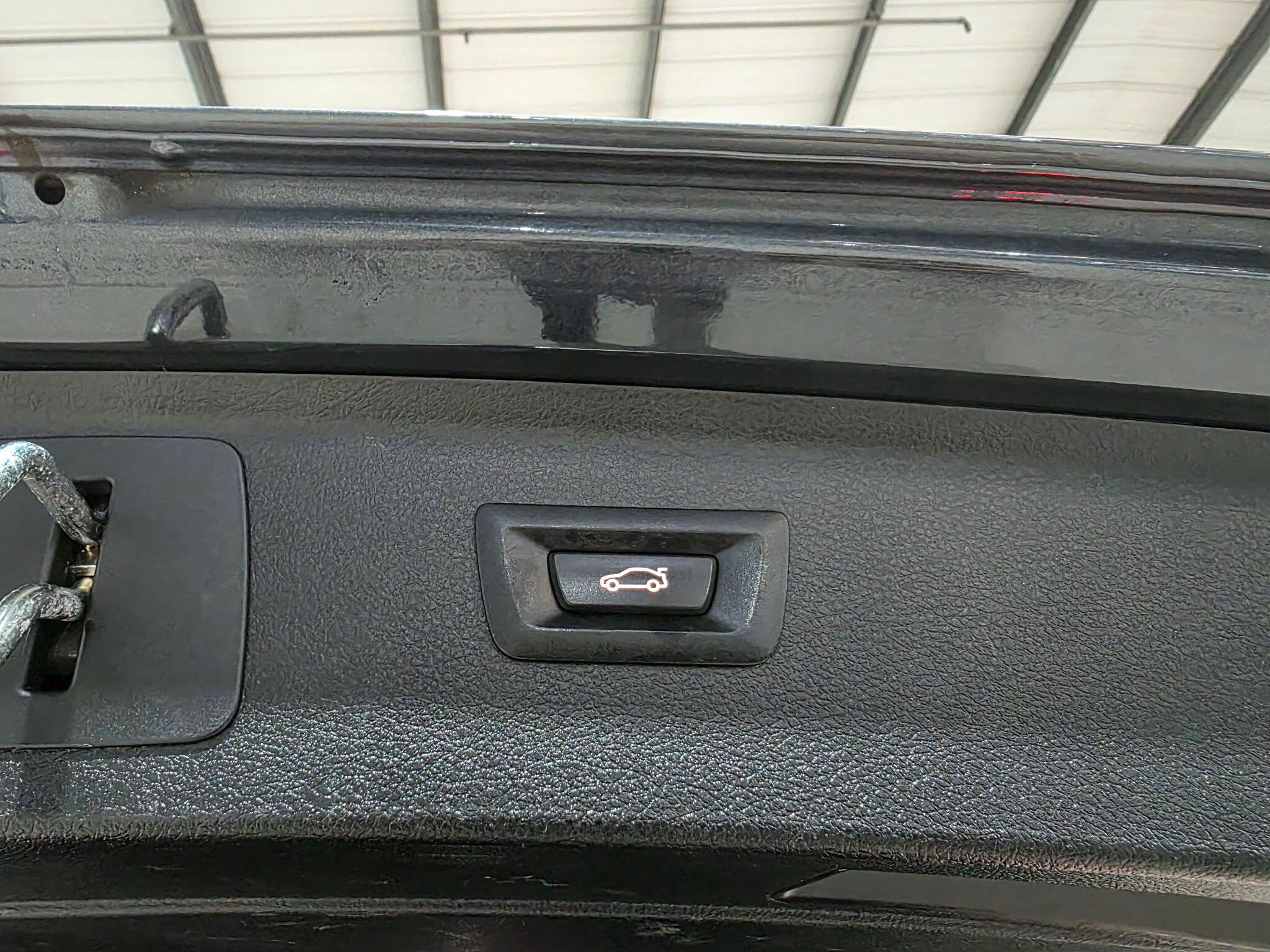 BMW 2 Series view 31