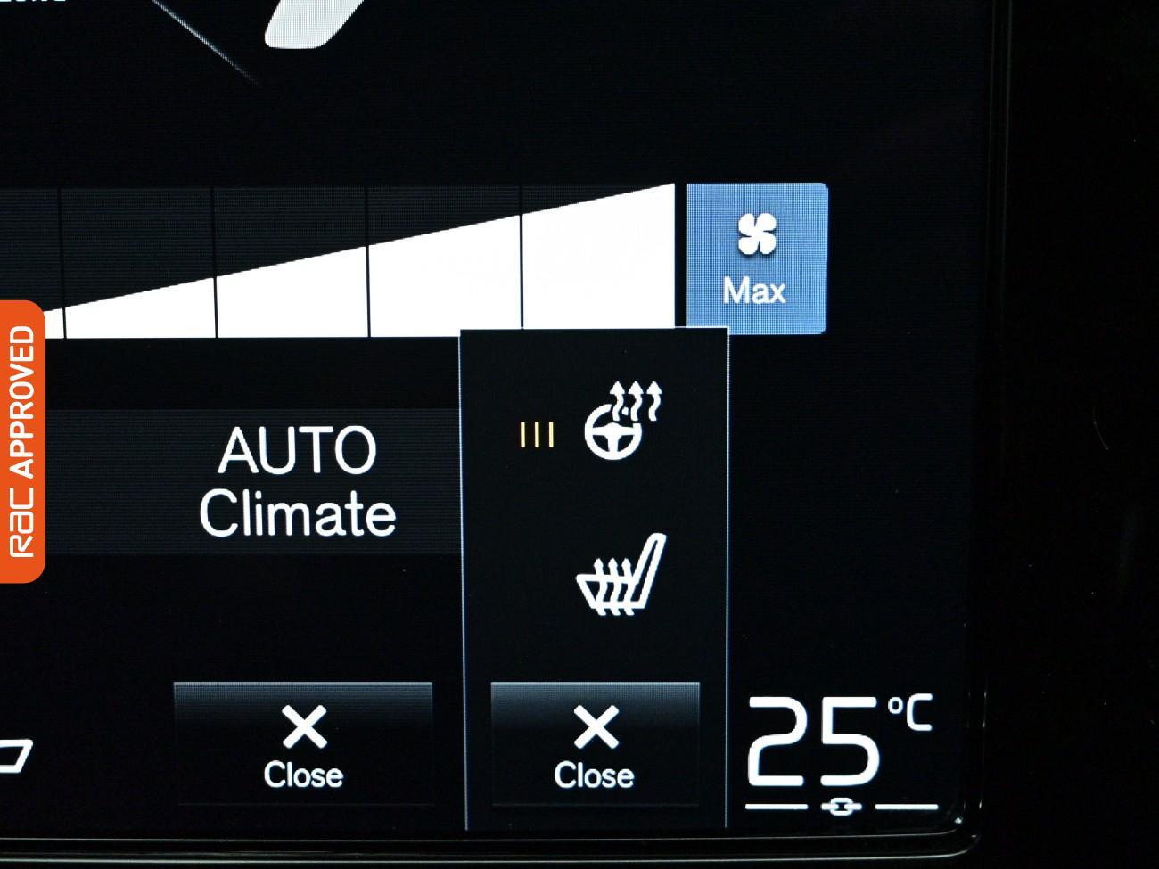 Volvo XC40 view 19