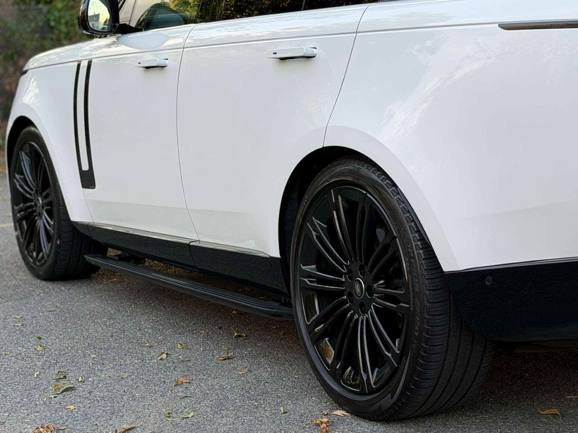 Land Rover Range Rover view 20