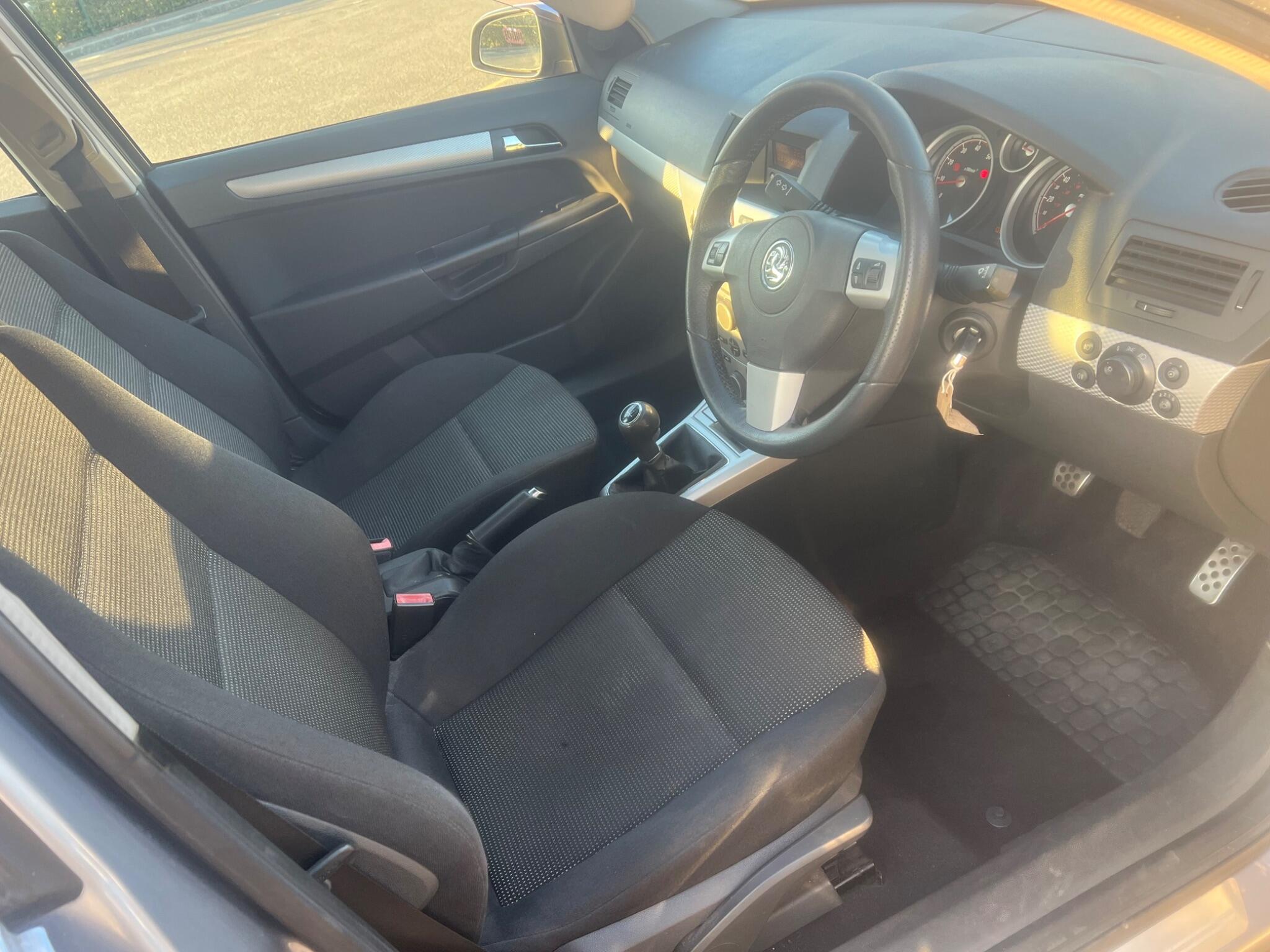 Vauxhall Astra view 11