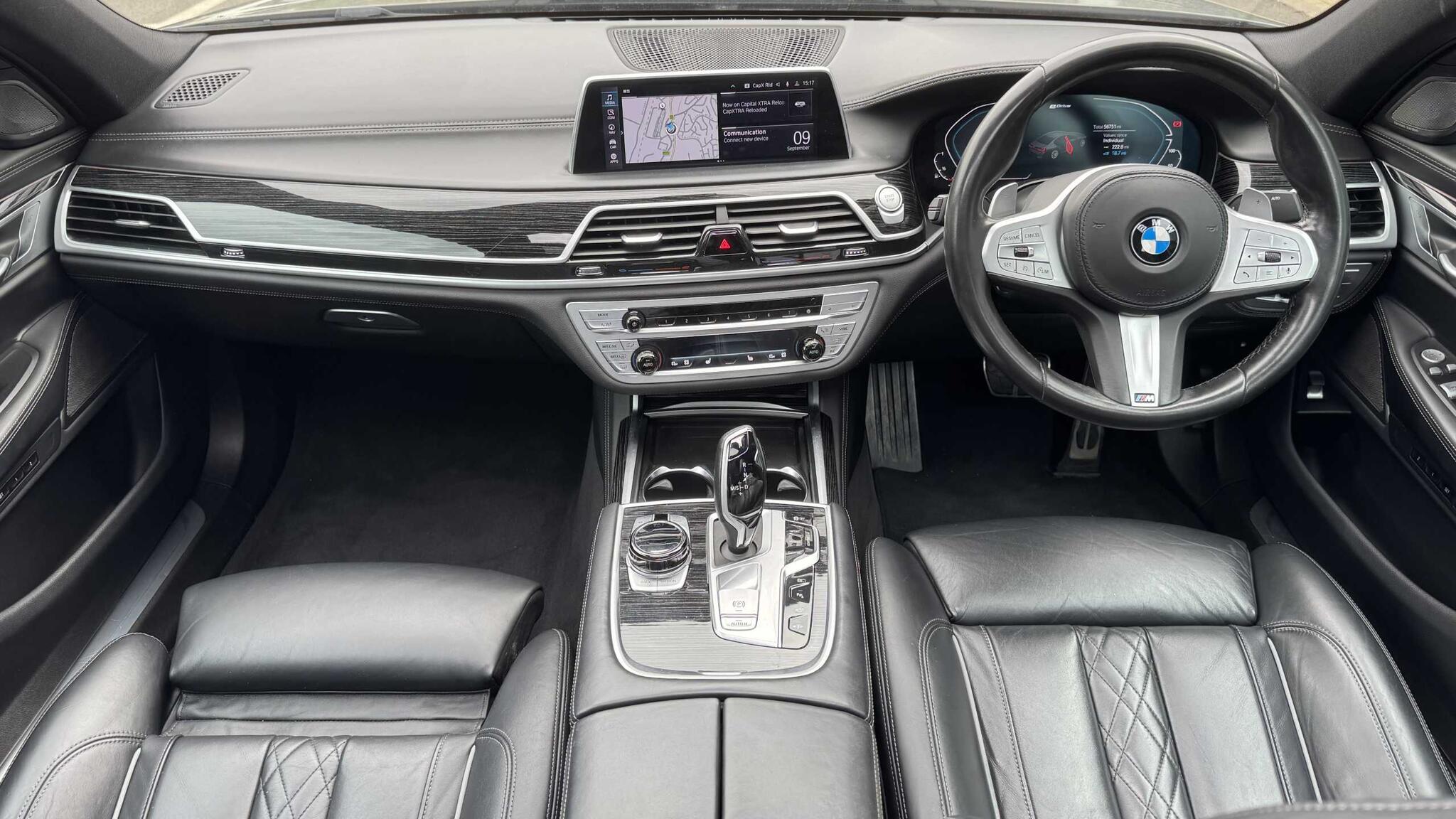 BMW 7 Series view 7