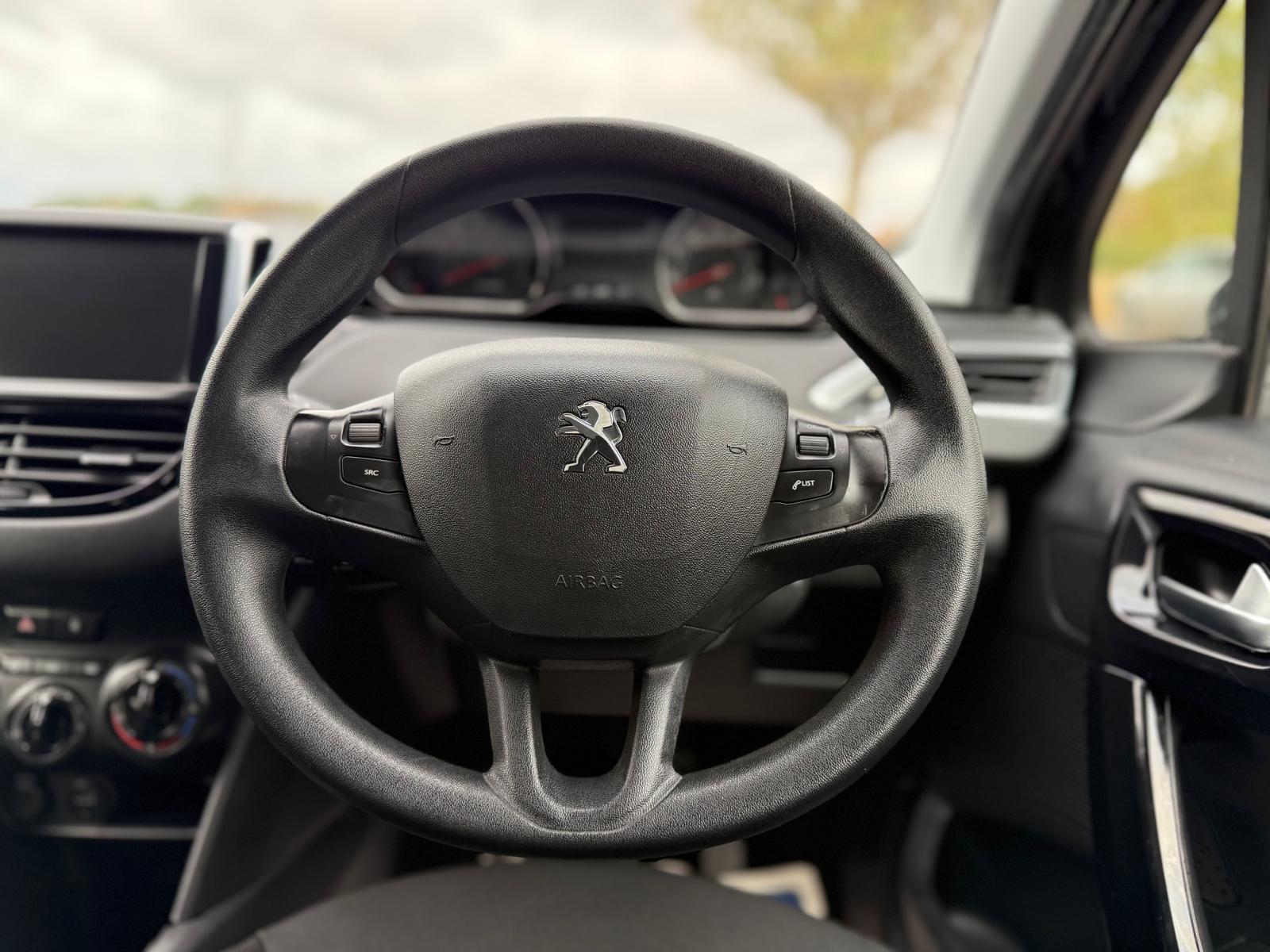Peugeot 208 view 47