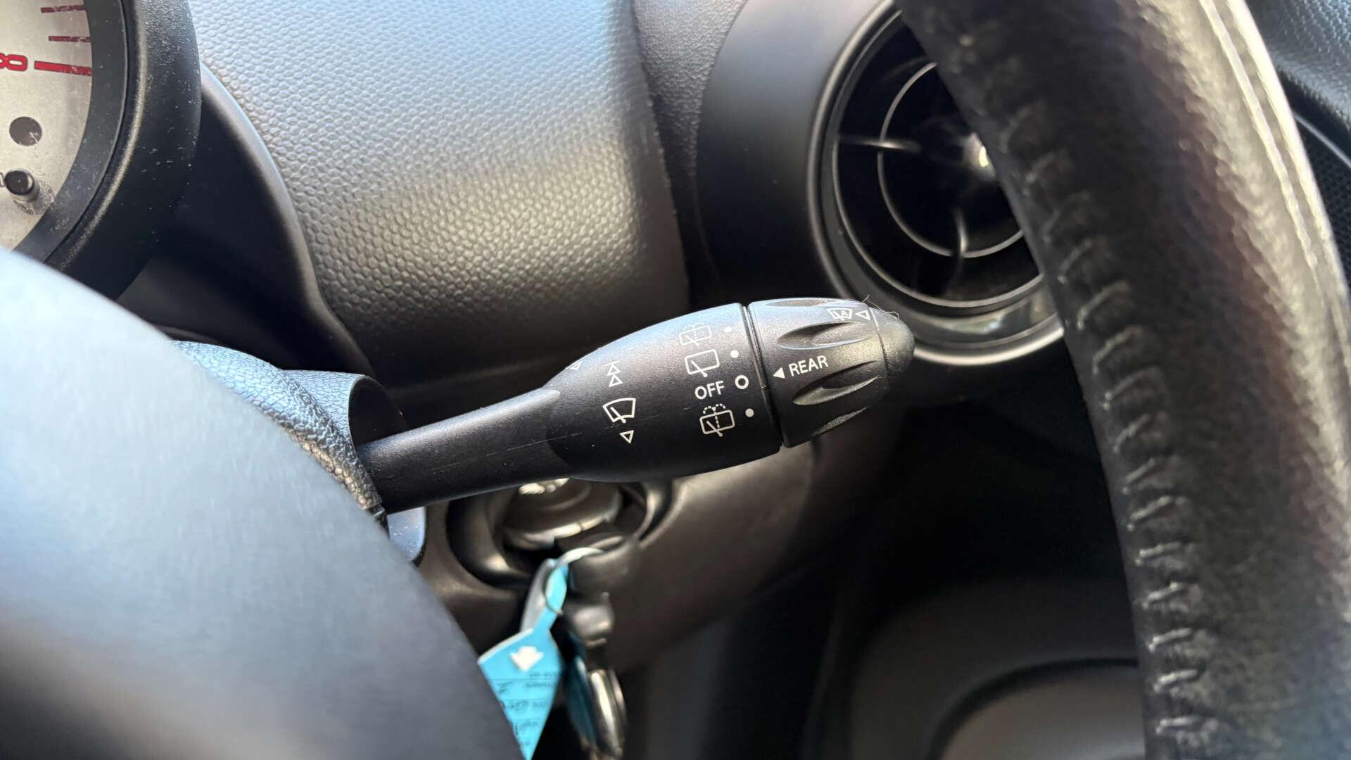 Mini Countryman view 18