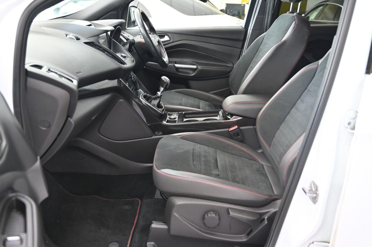 Ford Kuga view 14