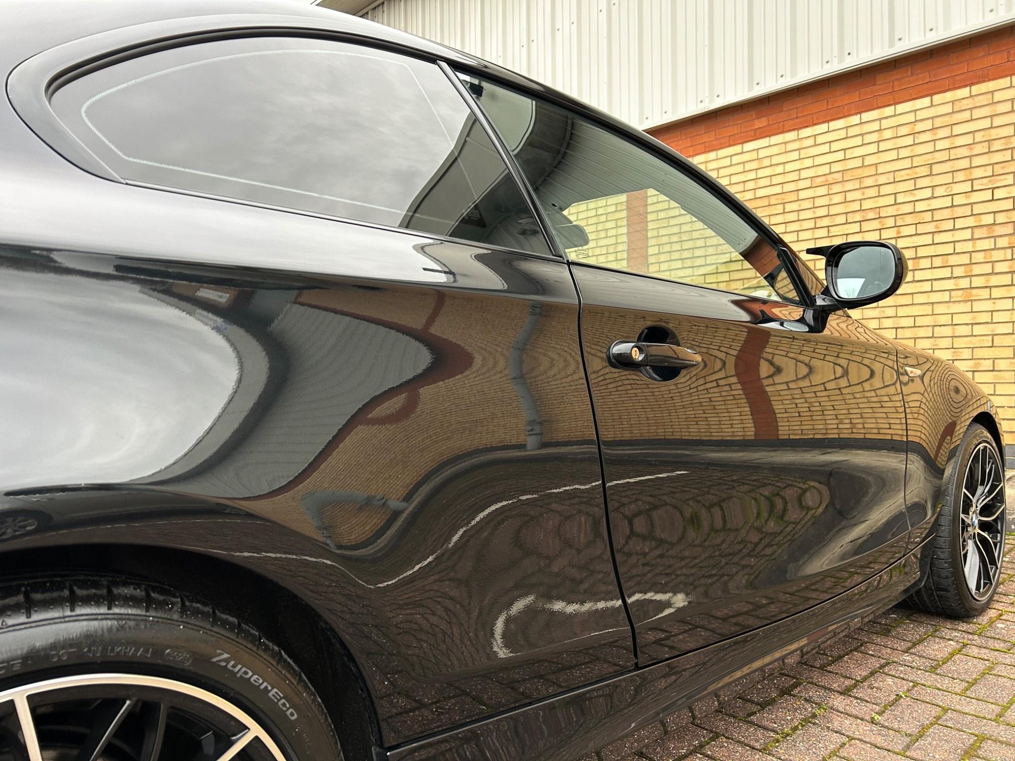 BMW 1 Series view 9