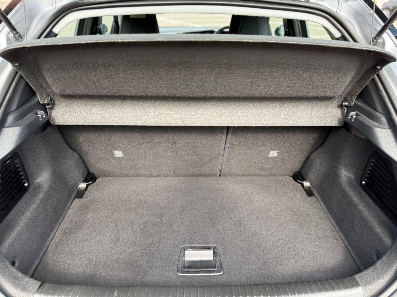 Vauxhall Mokka Electric view 38