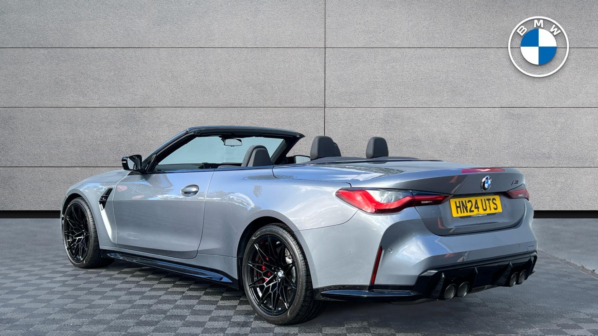 BMW M4 view 2