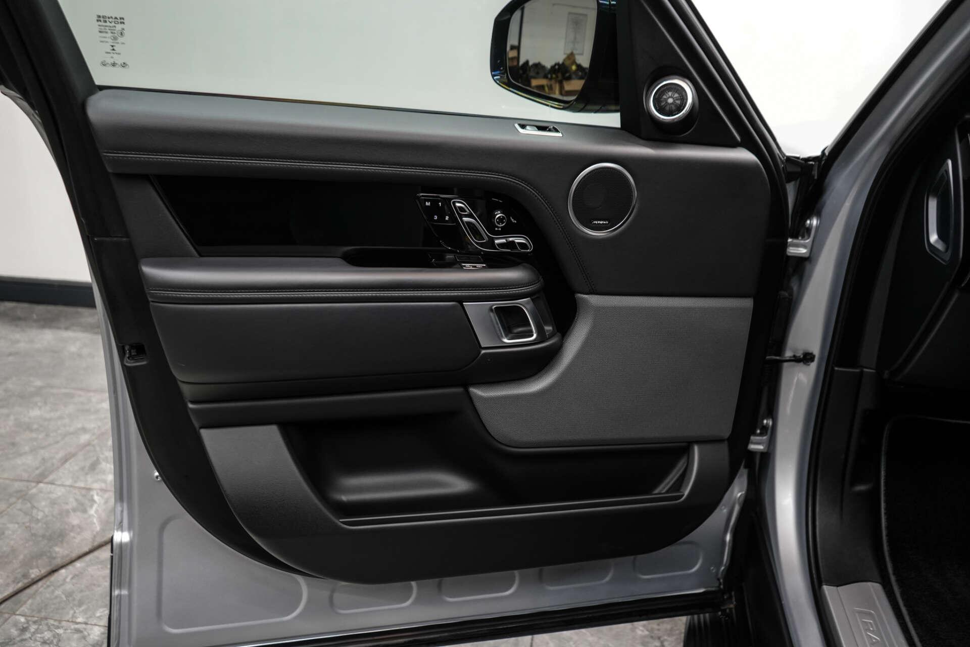 Land Rover Range Rover view 15