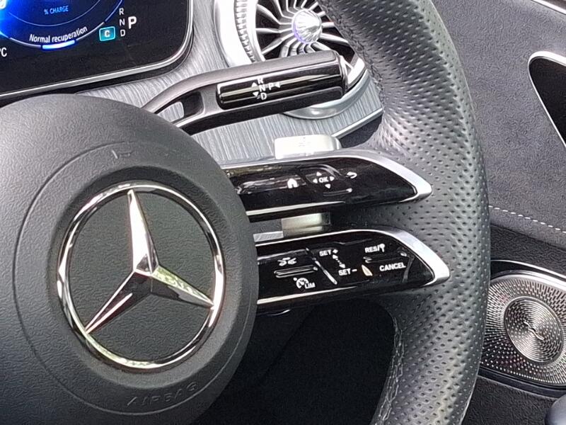 Mercedes-Benz EQE view 12