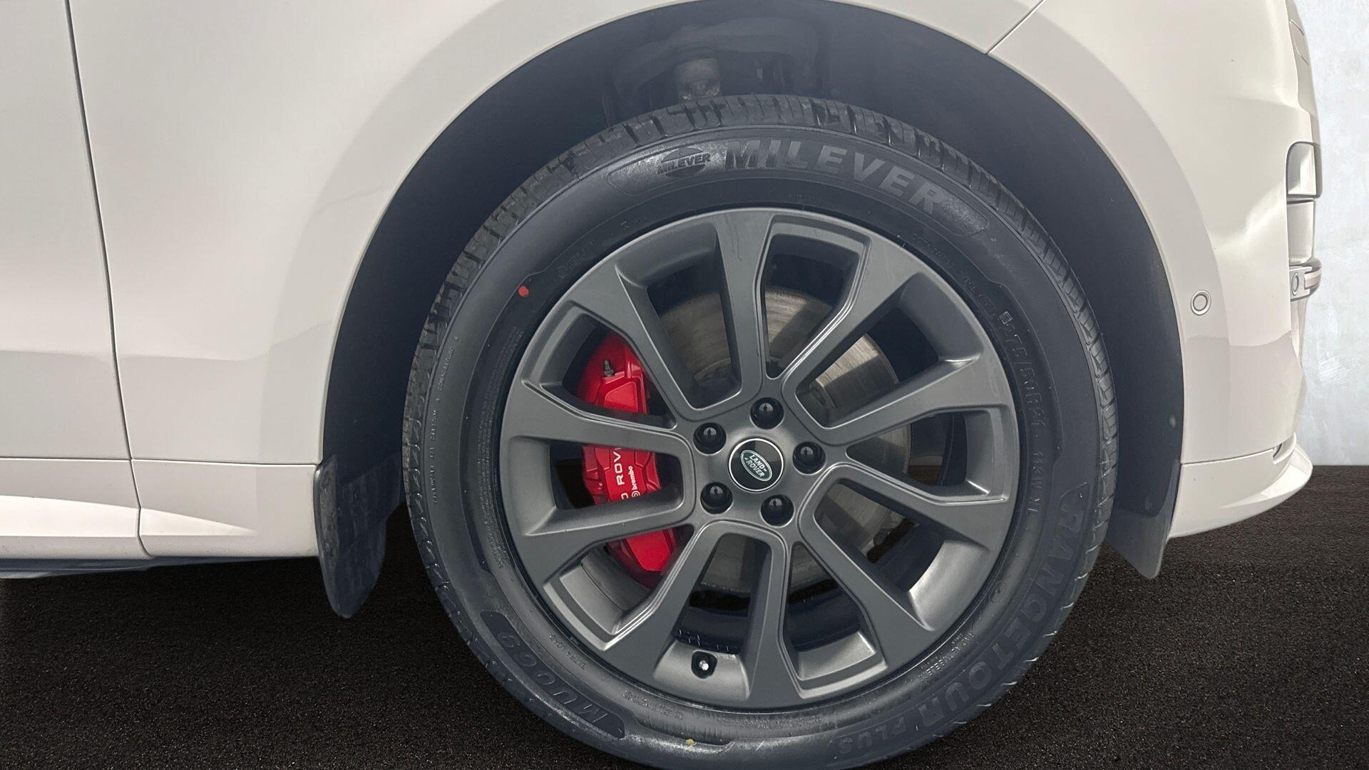 Land Rover Range Rover Sport view 8