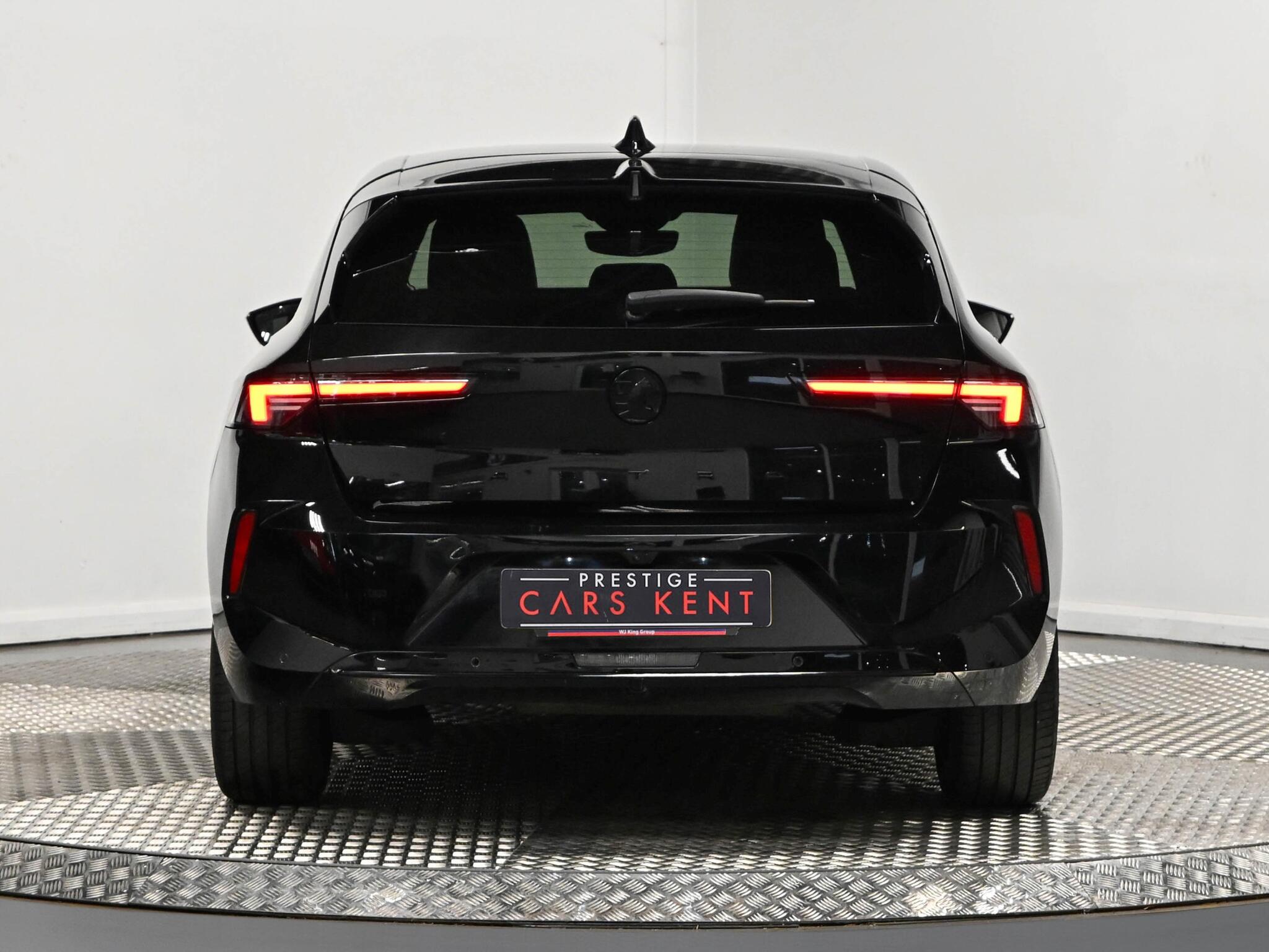 Vauxhall Astra view 6