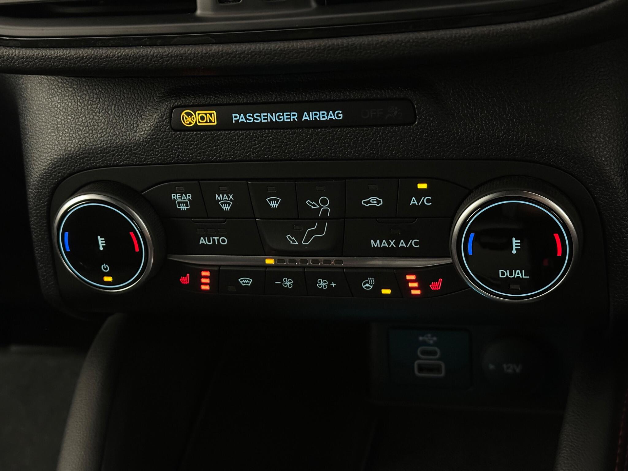 Ford Kuga view 21
