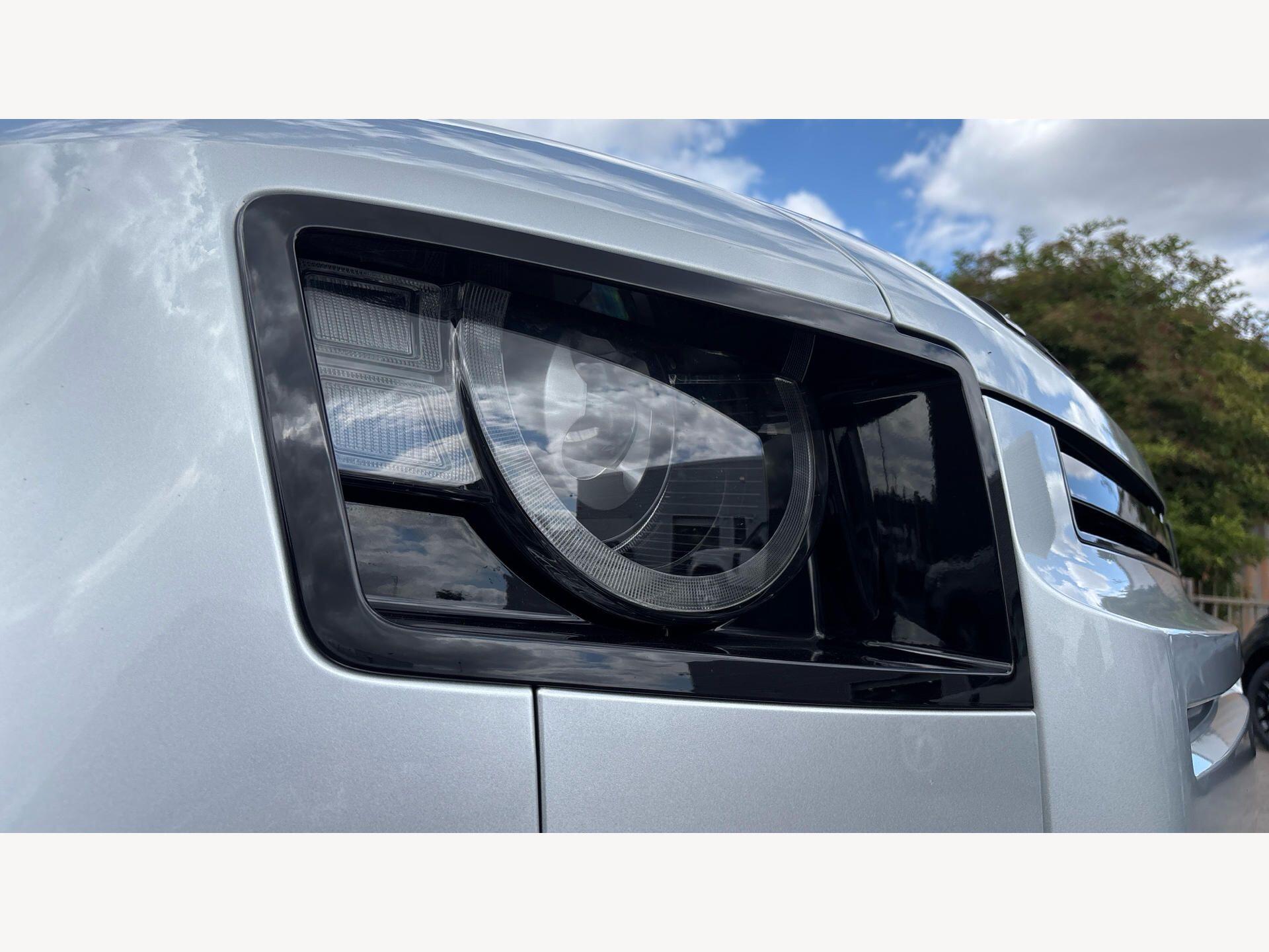 Land Rover Defender view 21