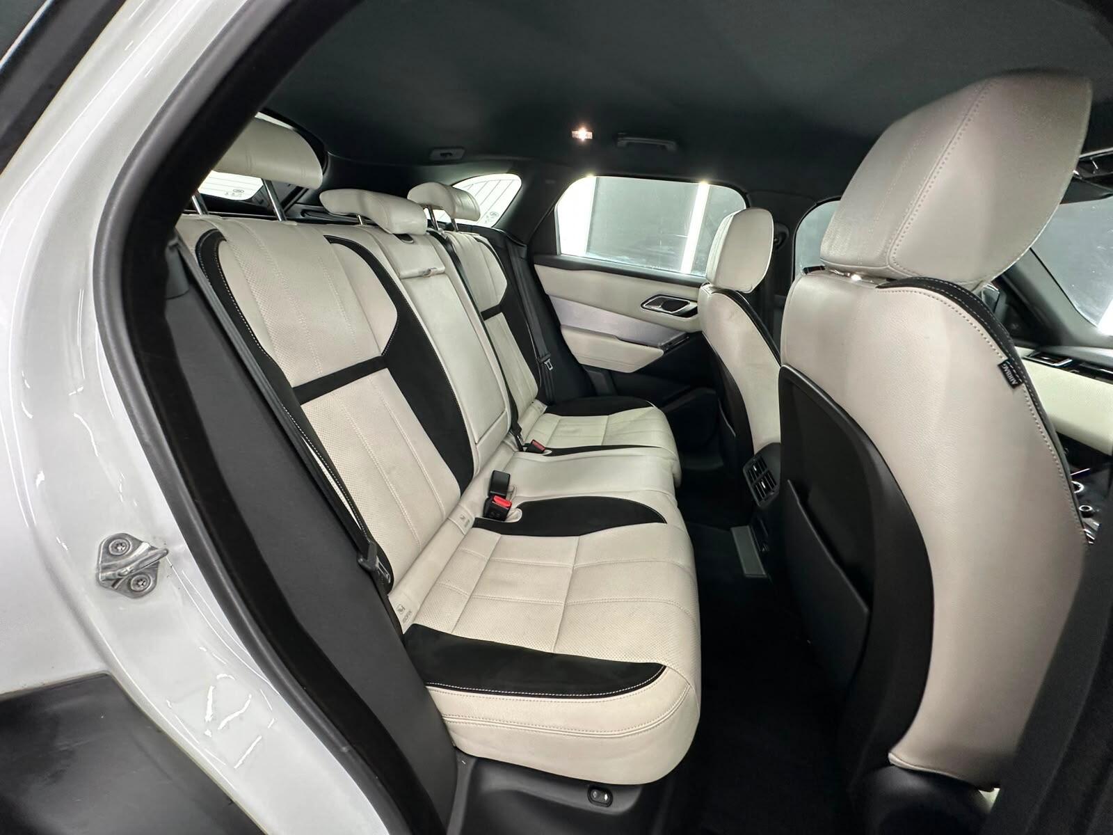 Land Rover Range Rover Velar view 31