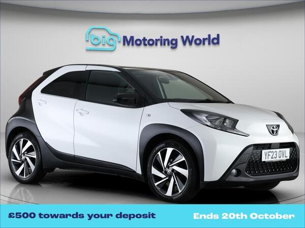 White 2023 Toyota AYGO X Hatchback Front-wheel drive Manual
