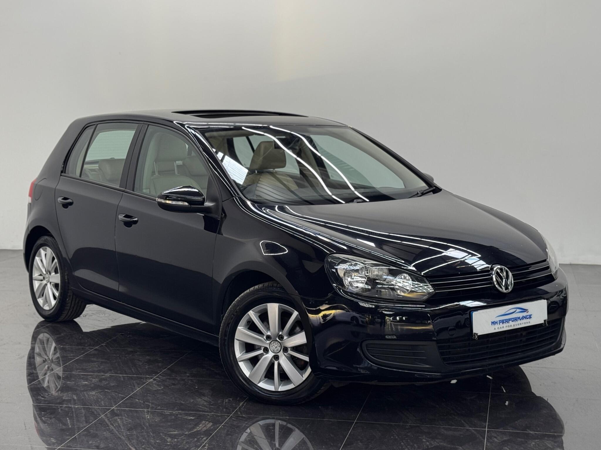 Volkswagen Golf view 70