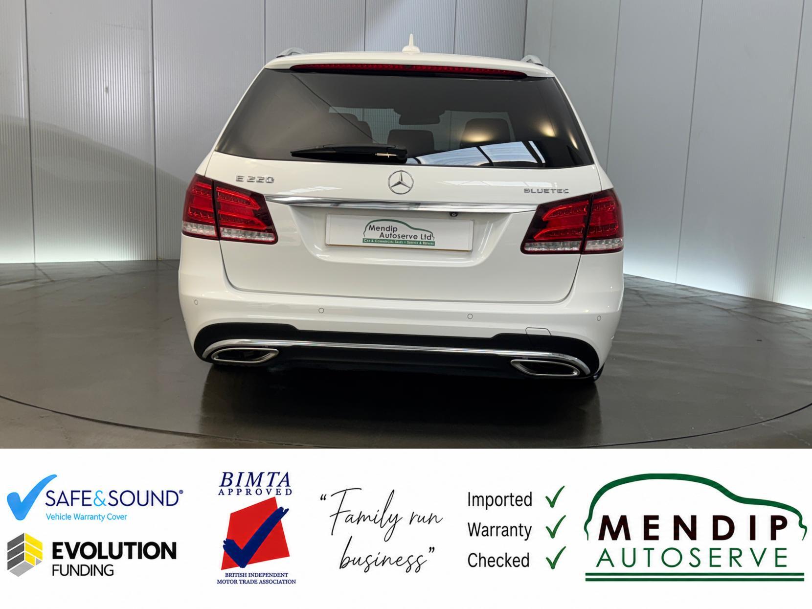 Mercedes-Benz E Class view 20