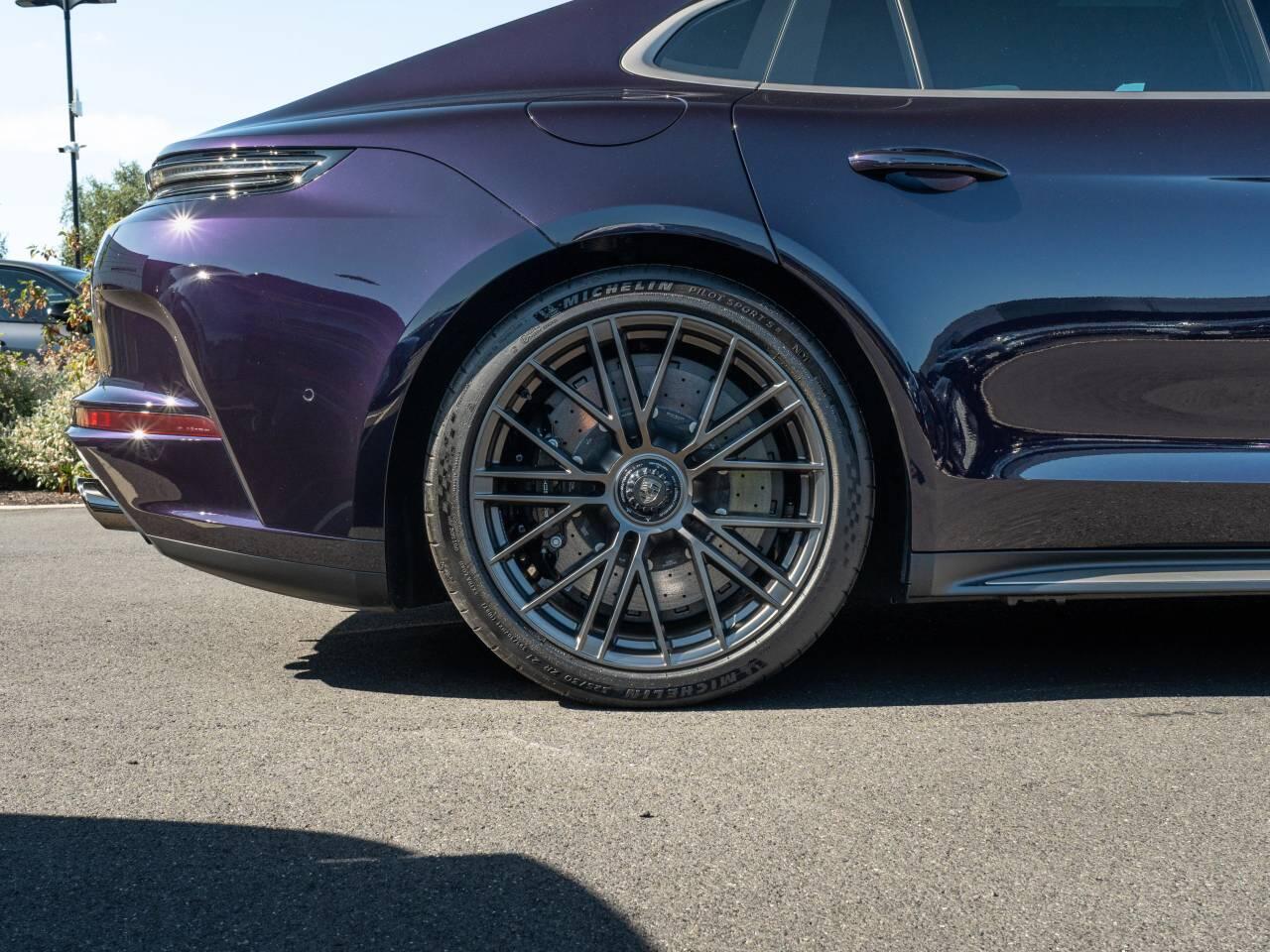 Porsche Panamera view 17