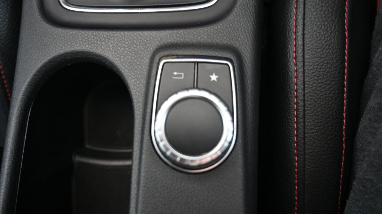 Mercedes-Benz Cla view 34