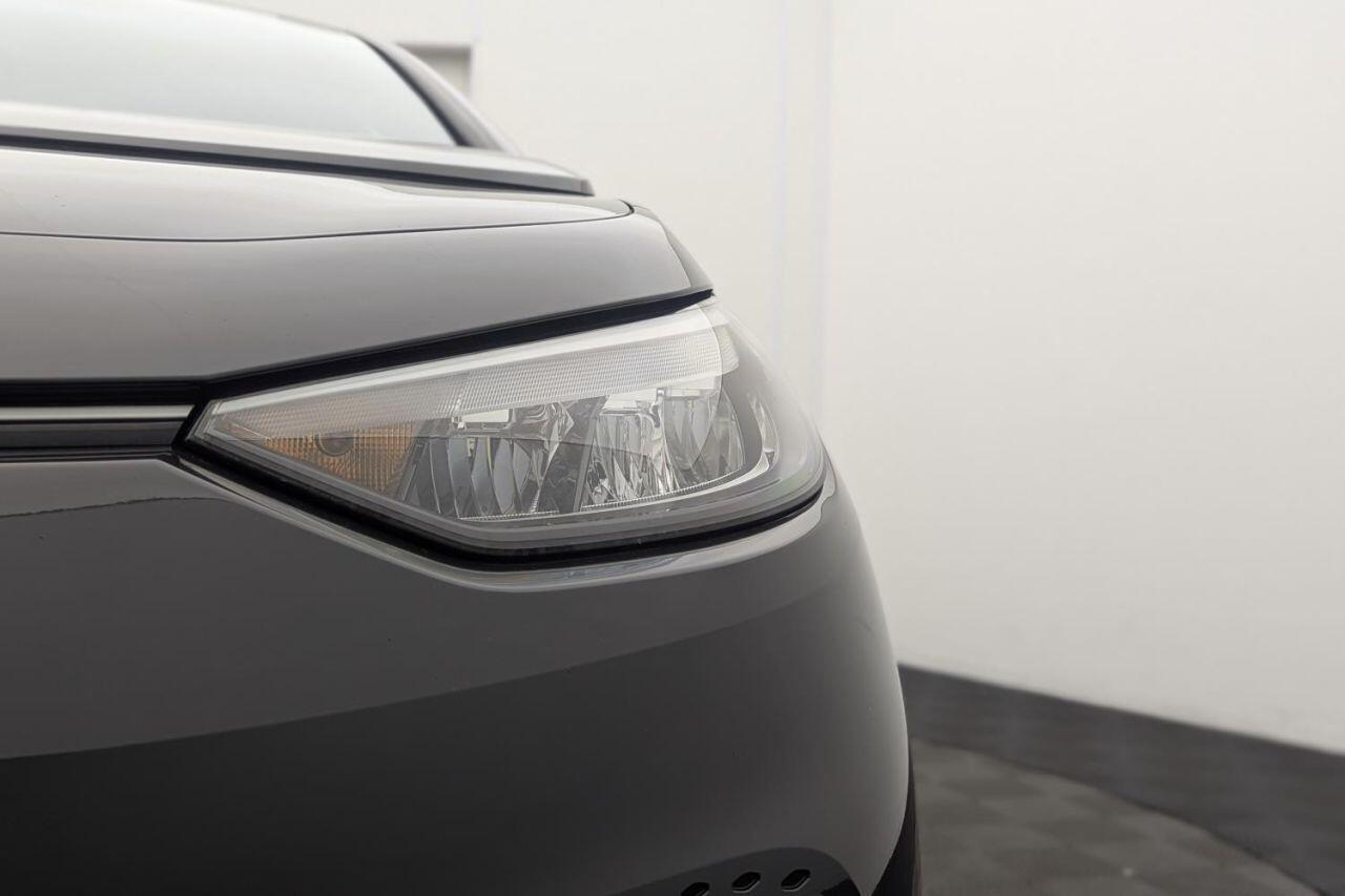 Volkswagen ID.3 view 42