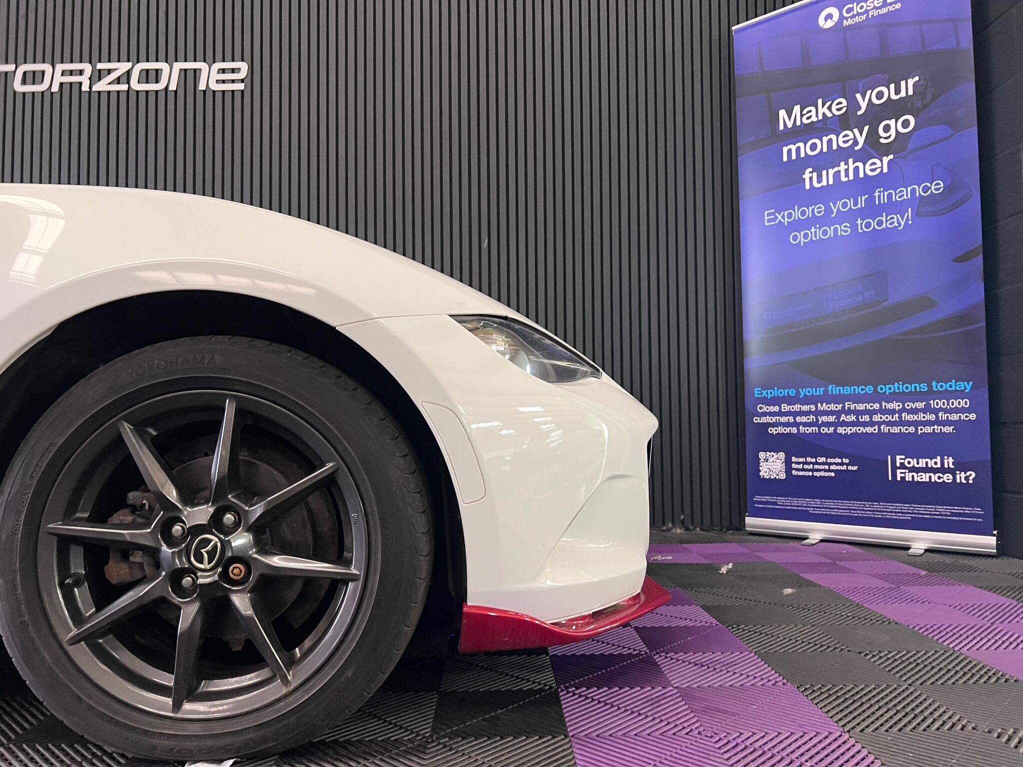 Mazda MX-5 view 10