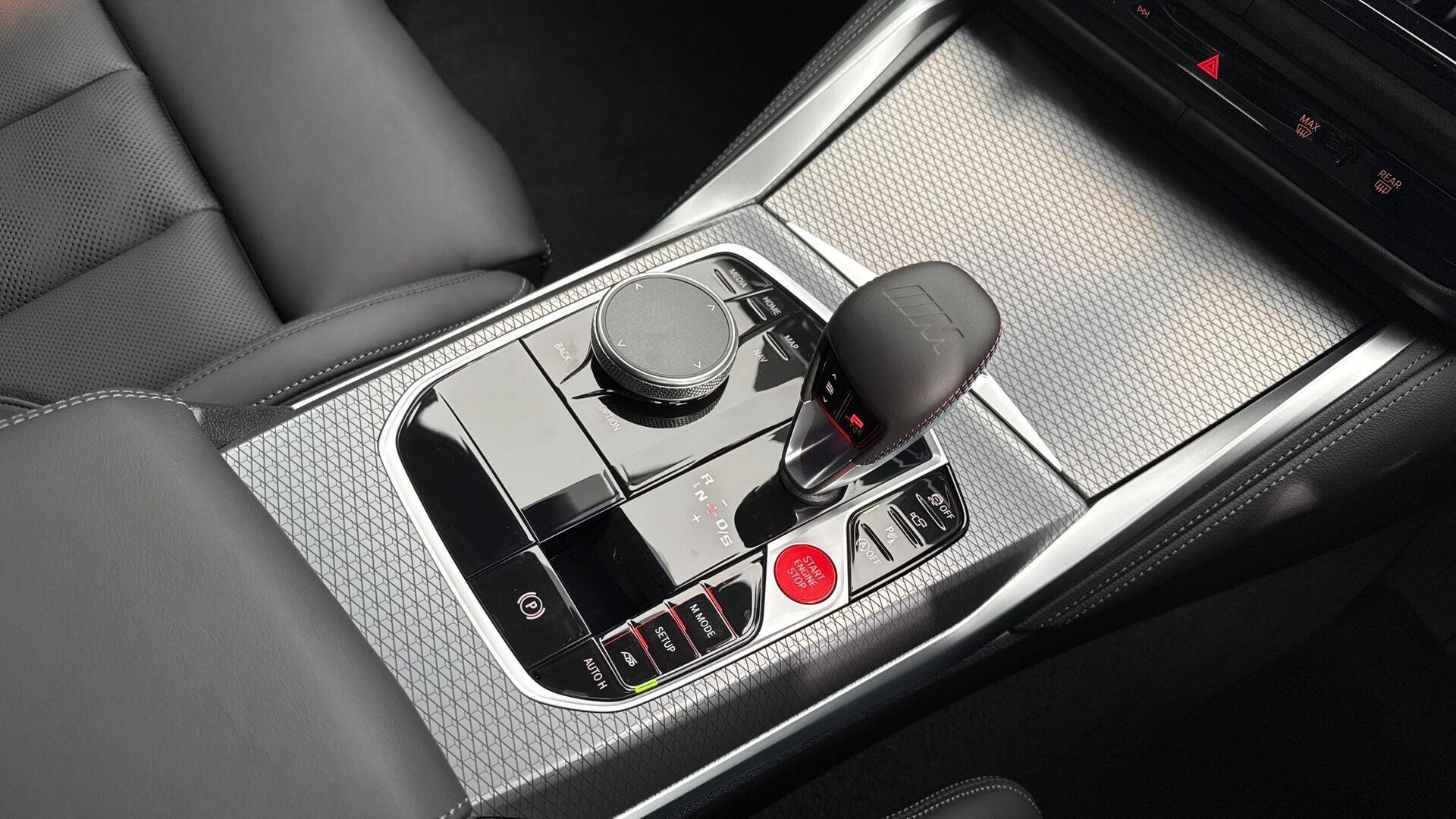 BMW M4 view 10