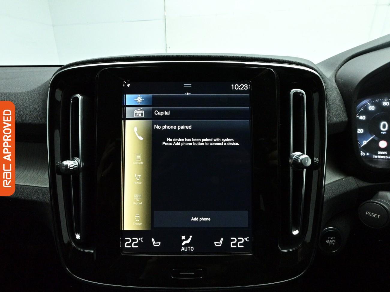 Volvo XC40 view 17