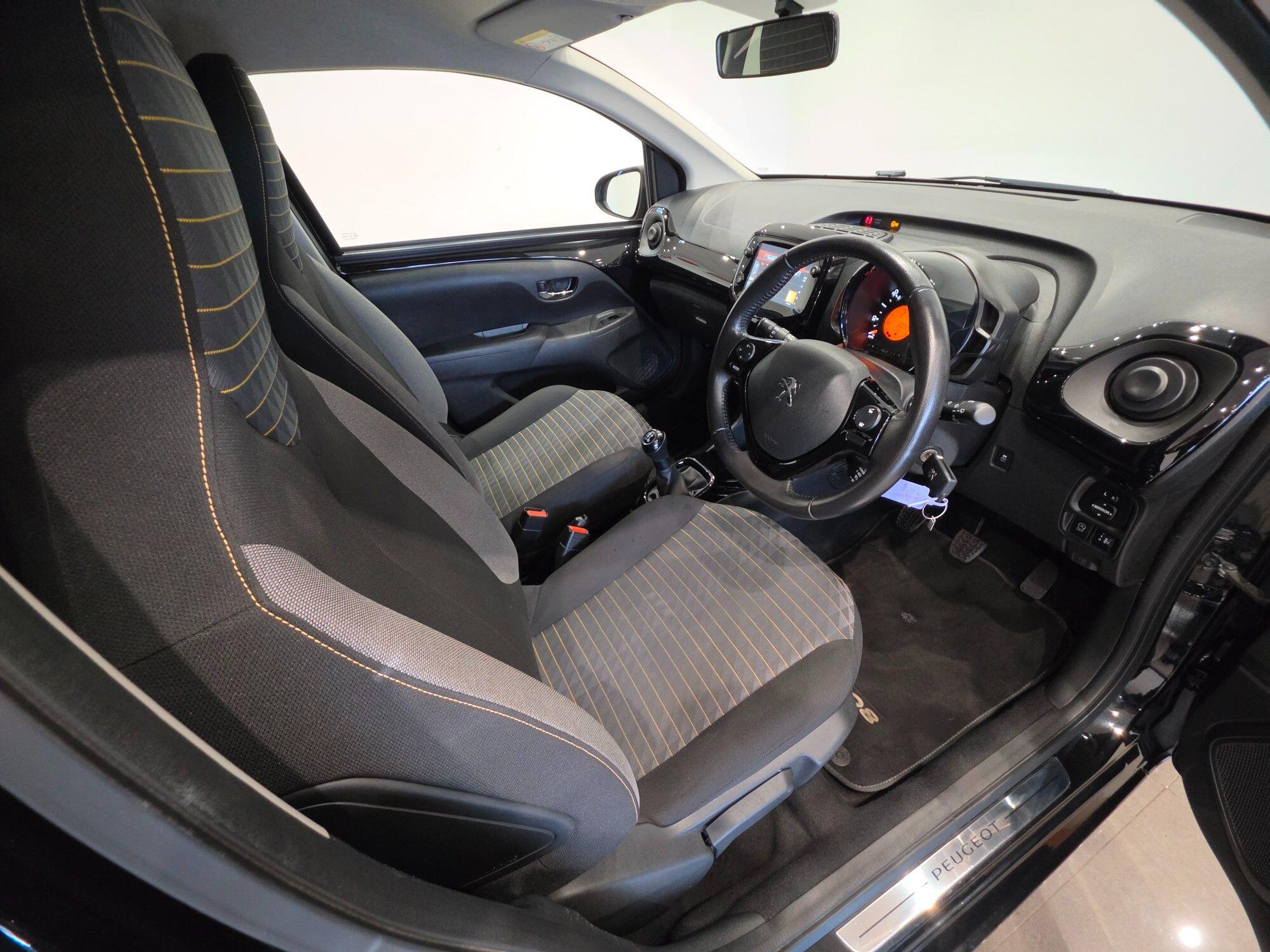 Peugeot 108 view 28