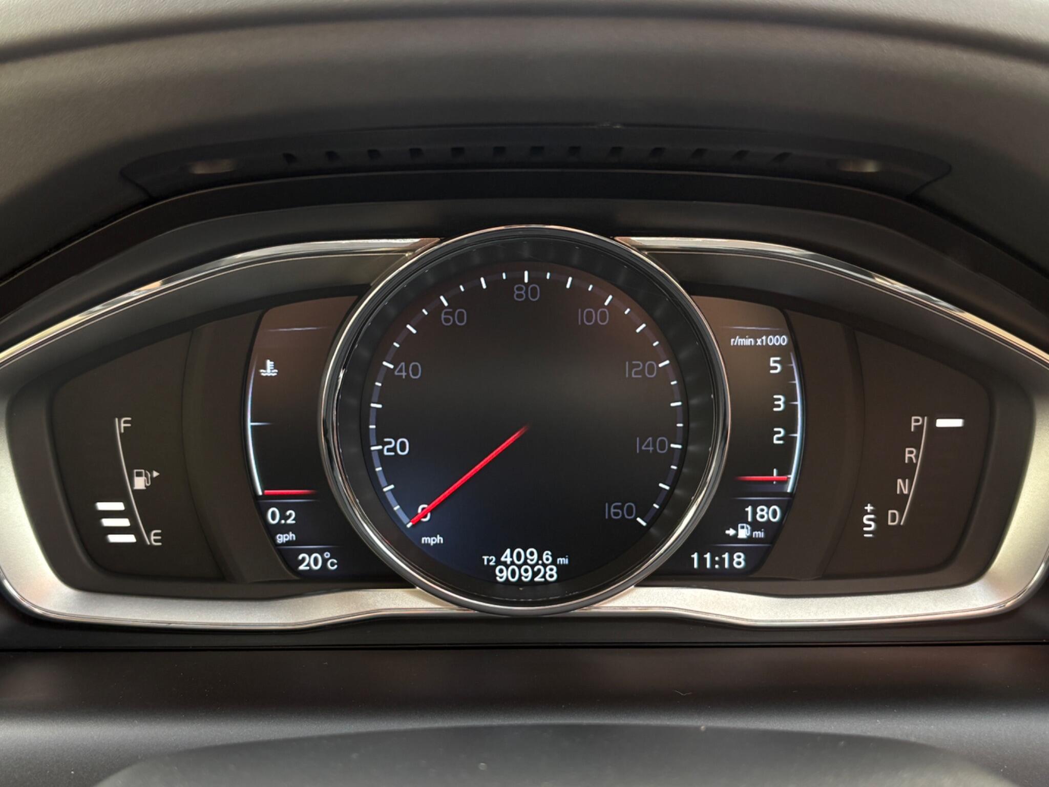 Volvo XC60 view 25