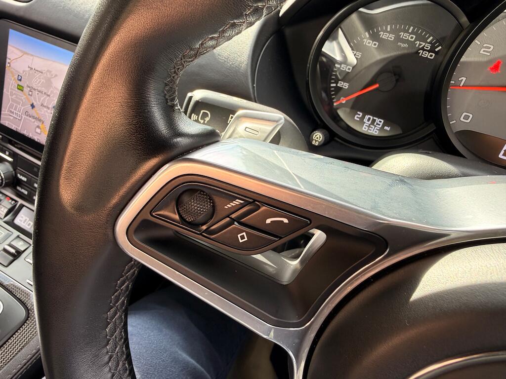 Porsche Cayman view 63