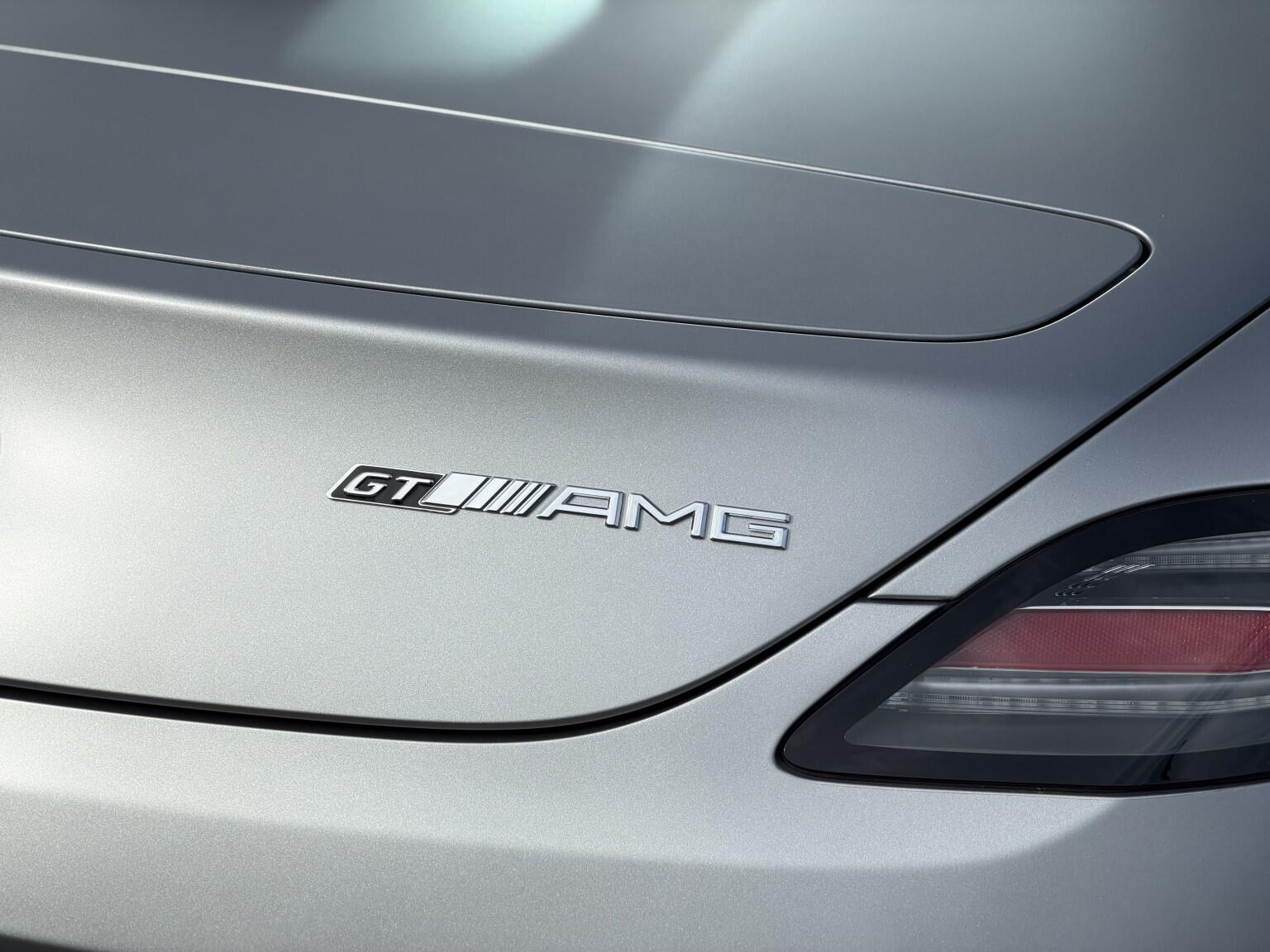 Mercedes-Benz Amg GT view 42
