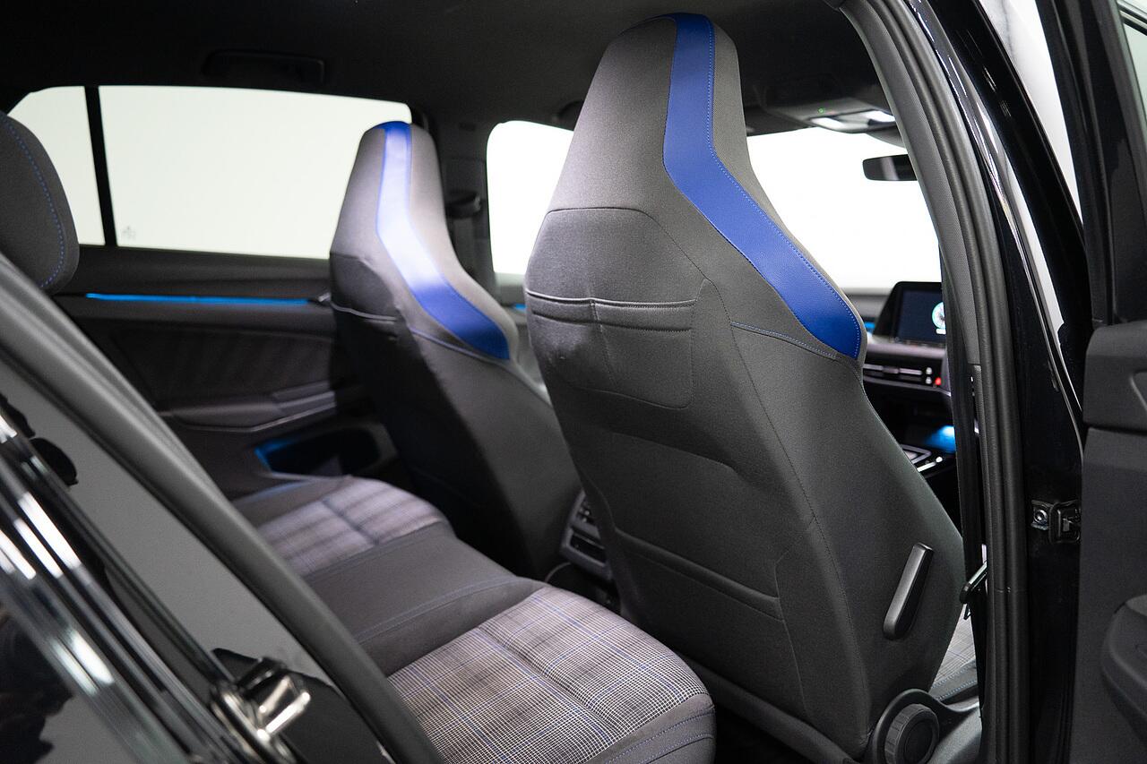 Volkswagen Golf view 24