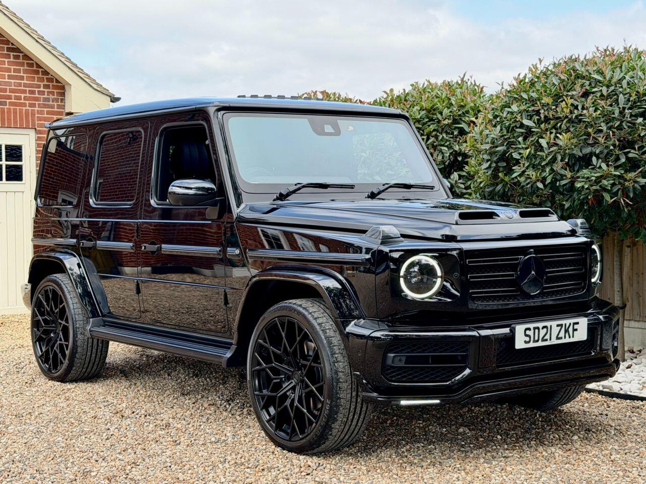 Mercedes-Benz G-Class view 3