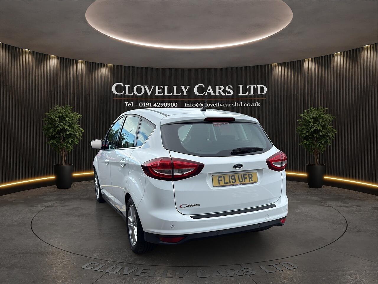Ford C-Max view 8