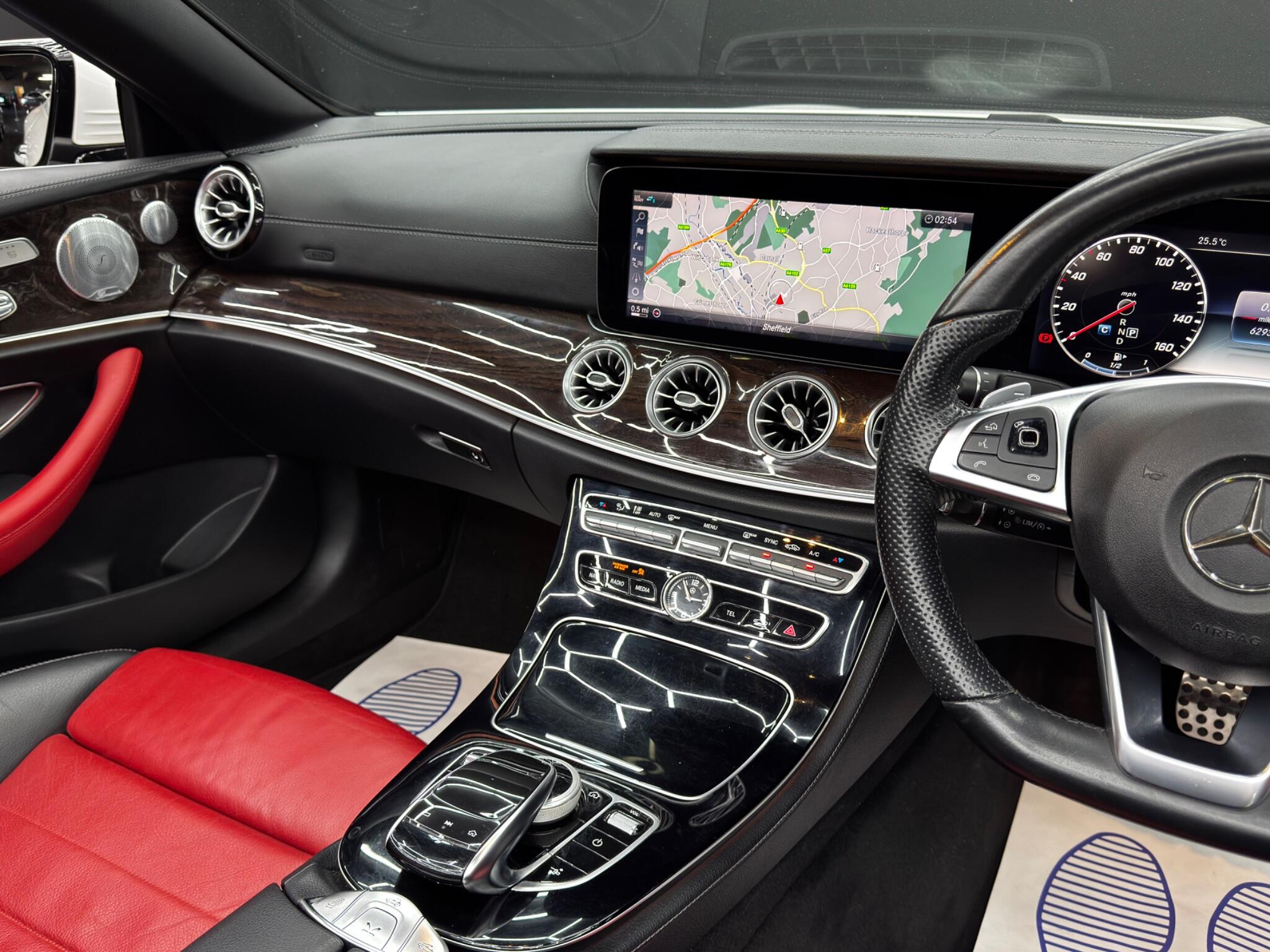 Mercedes-Benz E-Class view 23