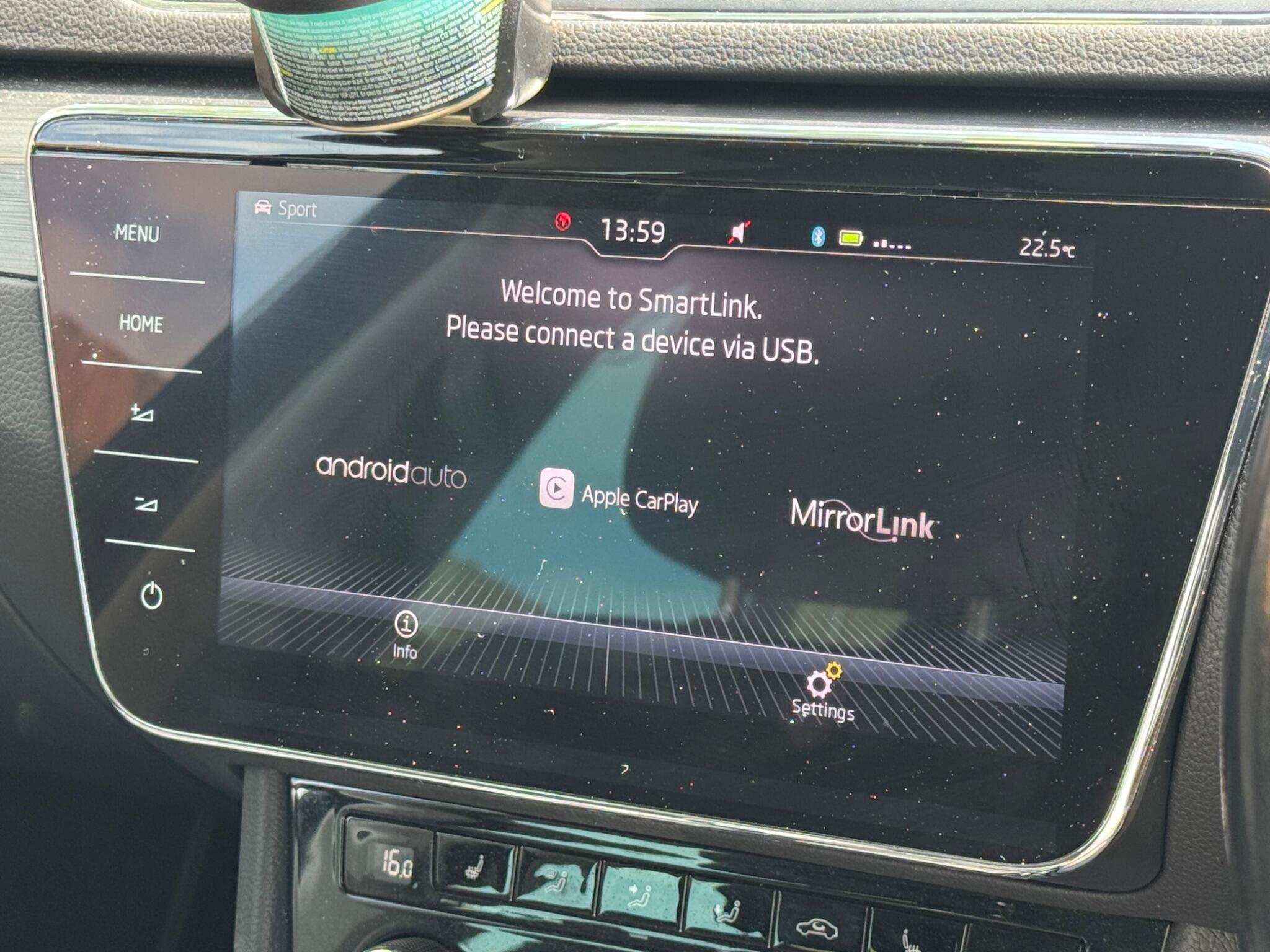Skoda Superb view 34