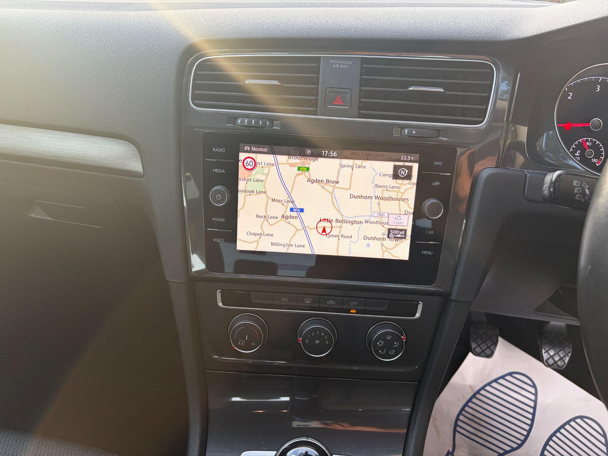 Volkswagen Golf view 15
