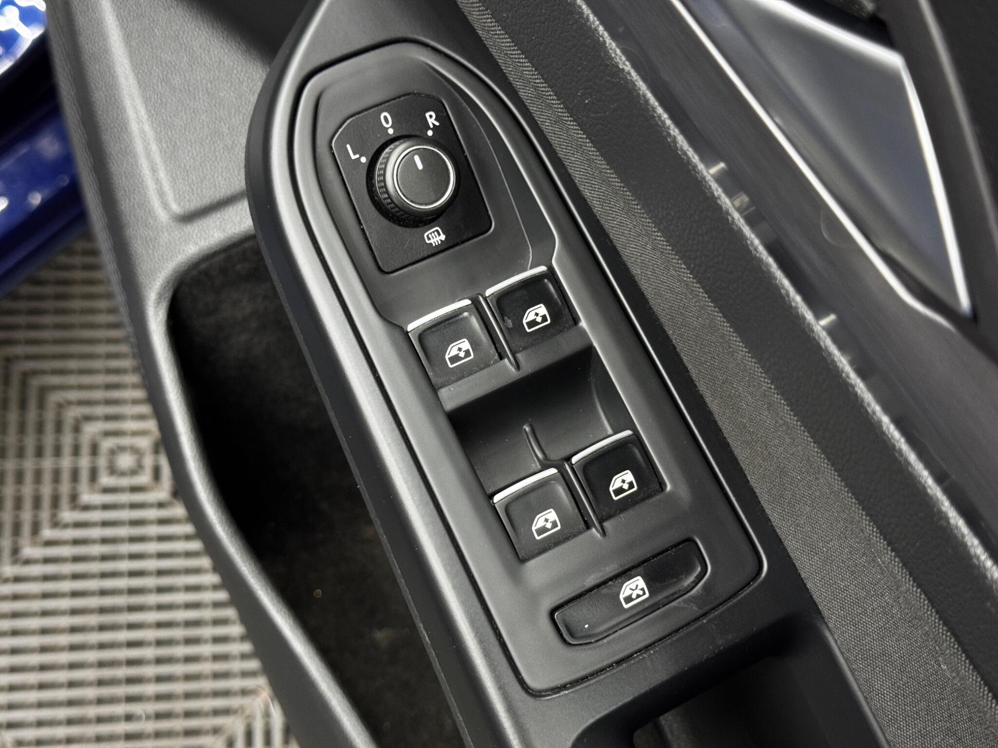 Volkswagen Golf view 45