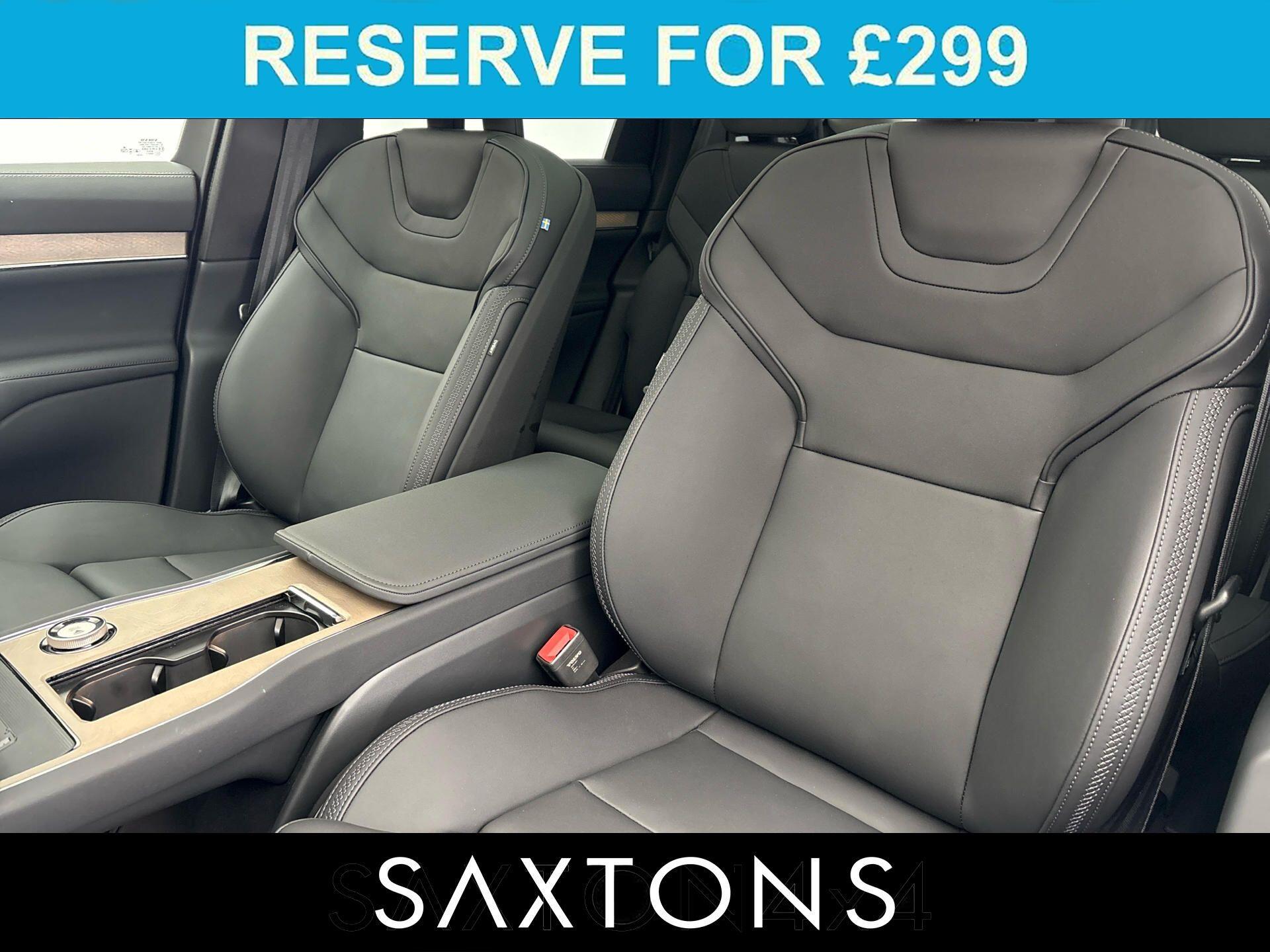 Volvo EX90 view 8