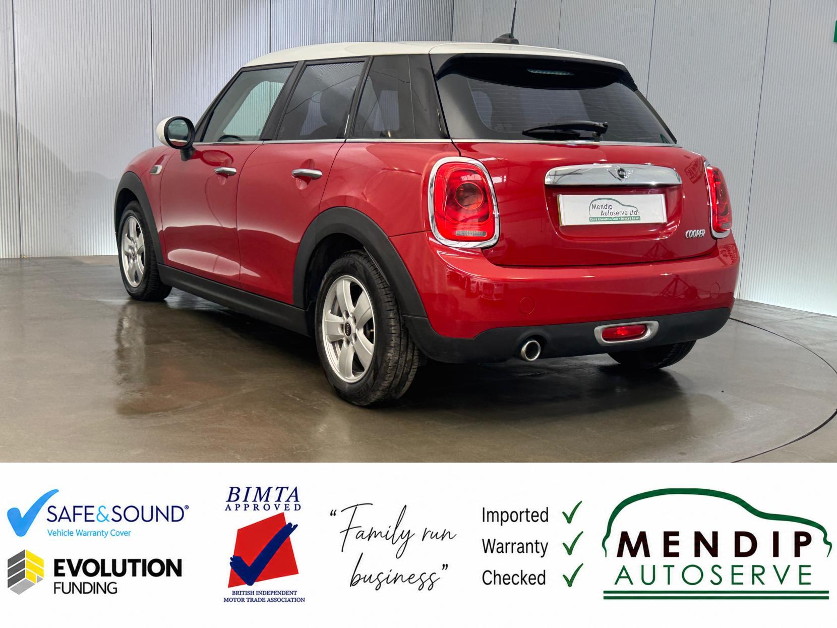 Mini Cooper view 17