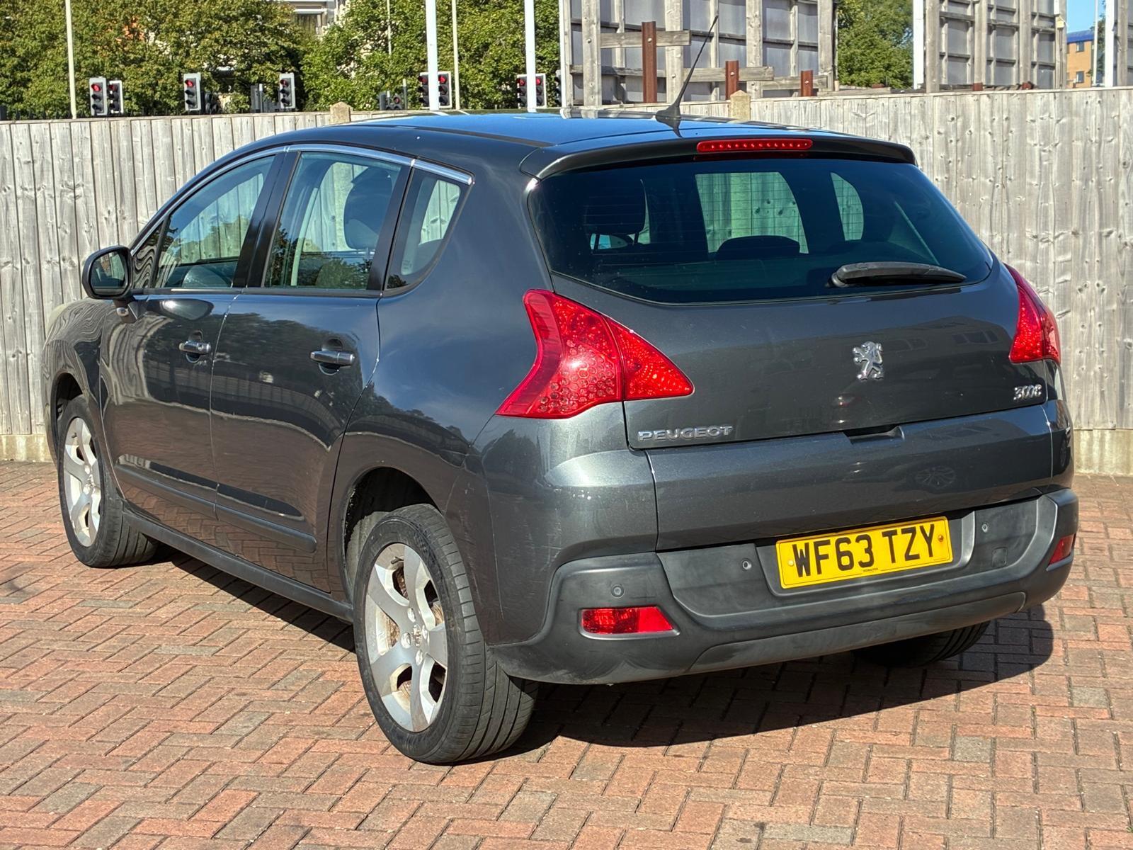 Peugeot 3008 view 7
