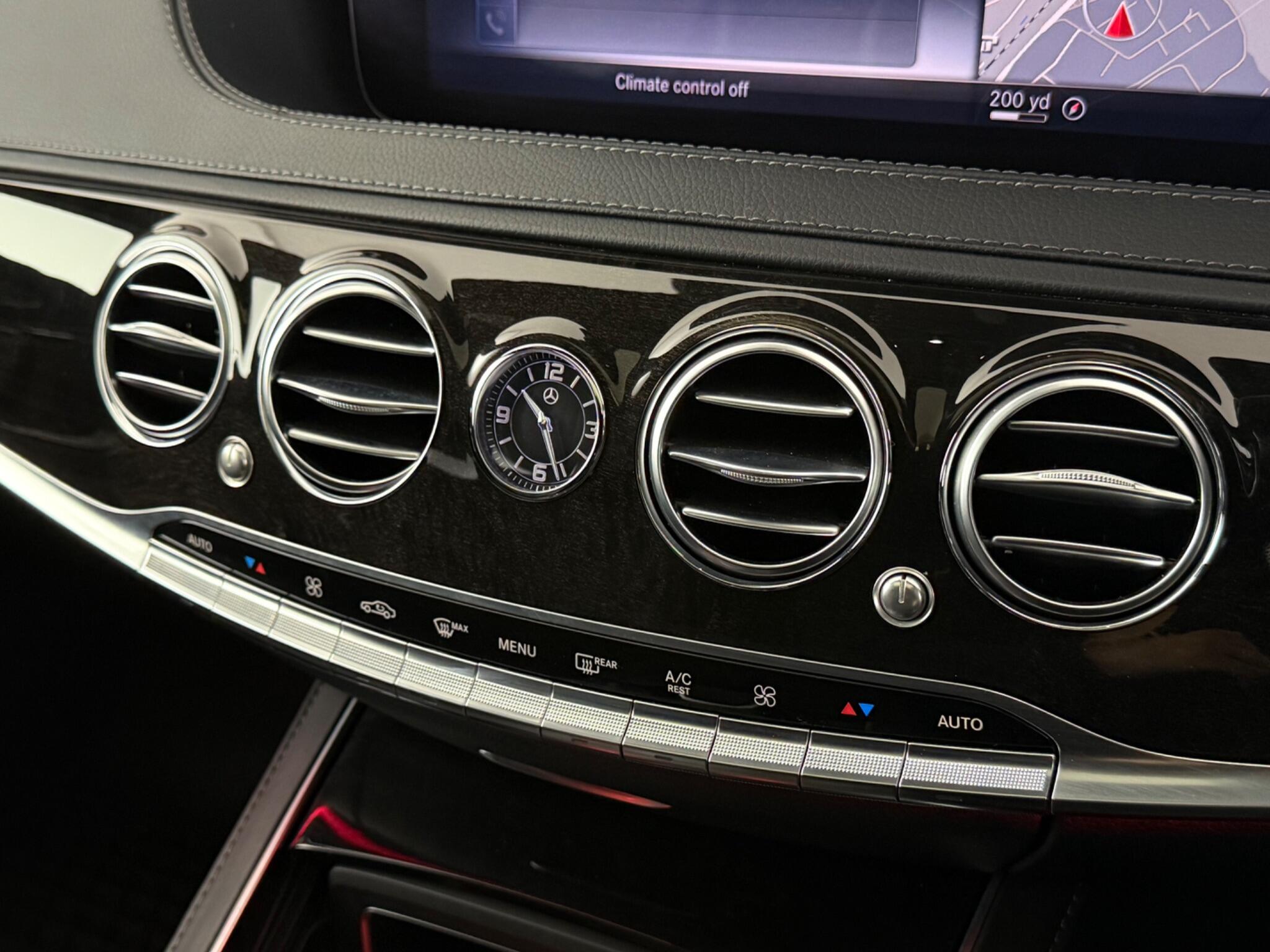 Mercedes-Benz S-Class view 26