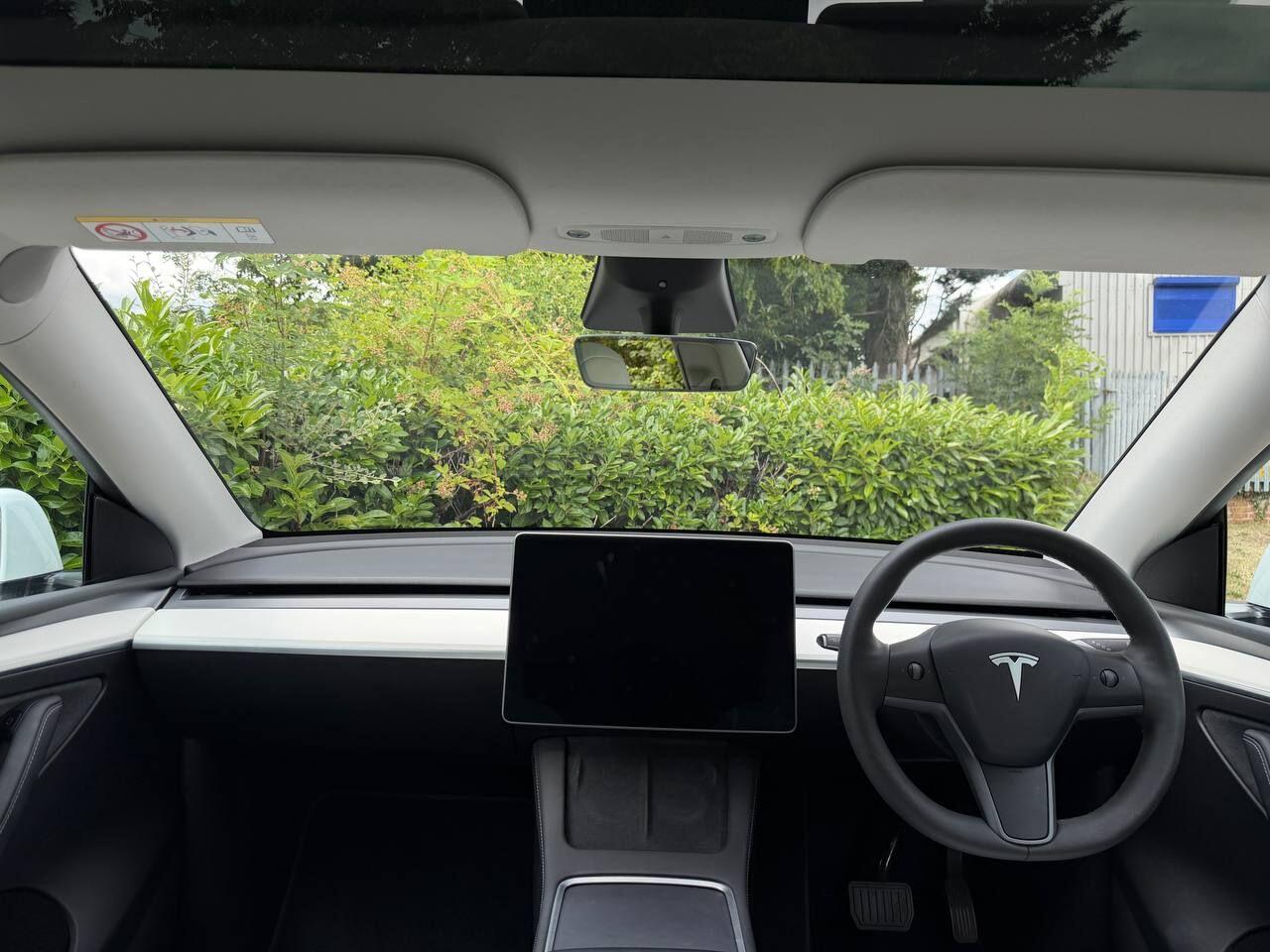 Tesla Model Y view 29