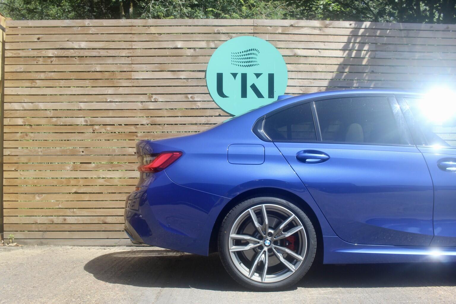 BMW 3 Series view 56