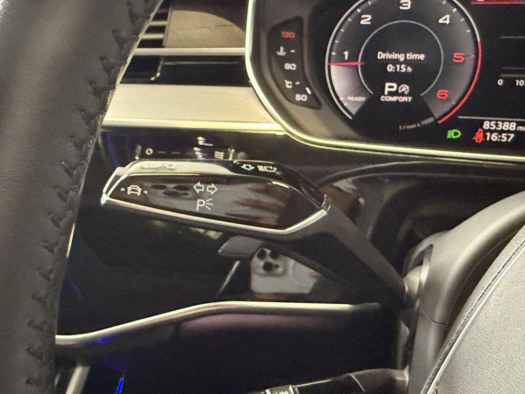 Audi A8 view 48