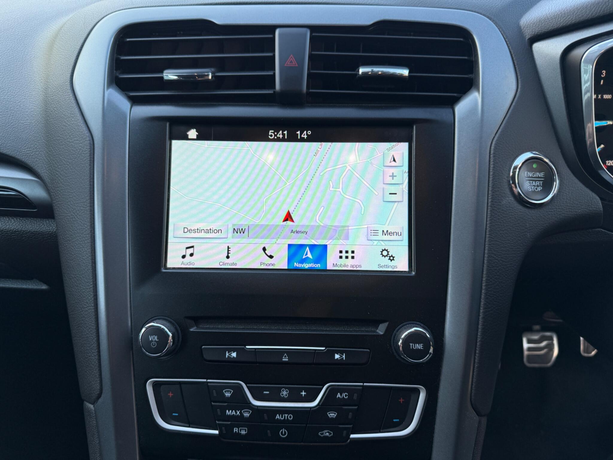 2016 Ford Mondeo image 26