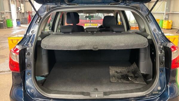 Suzuki SX4 S-Cross view 13