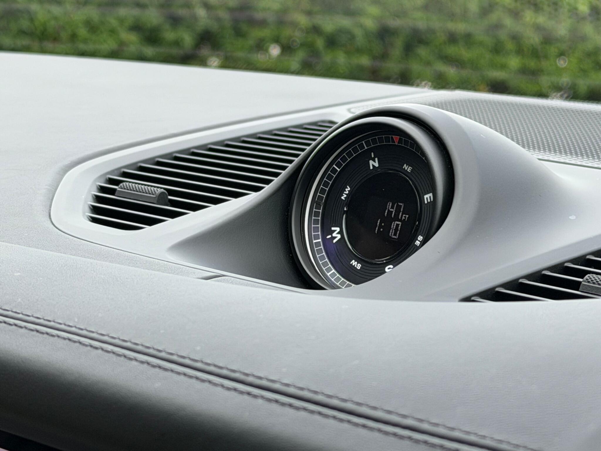 Porsche Cayenne view 20