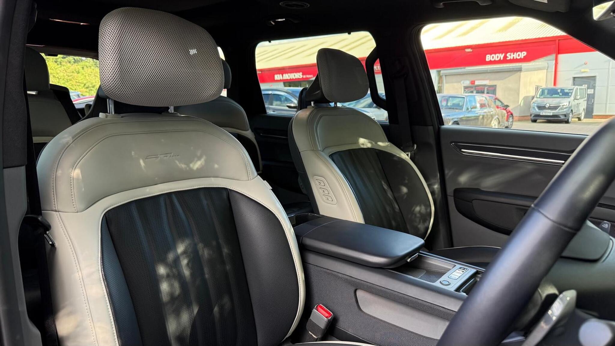 Kia EV9 view 23