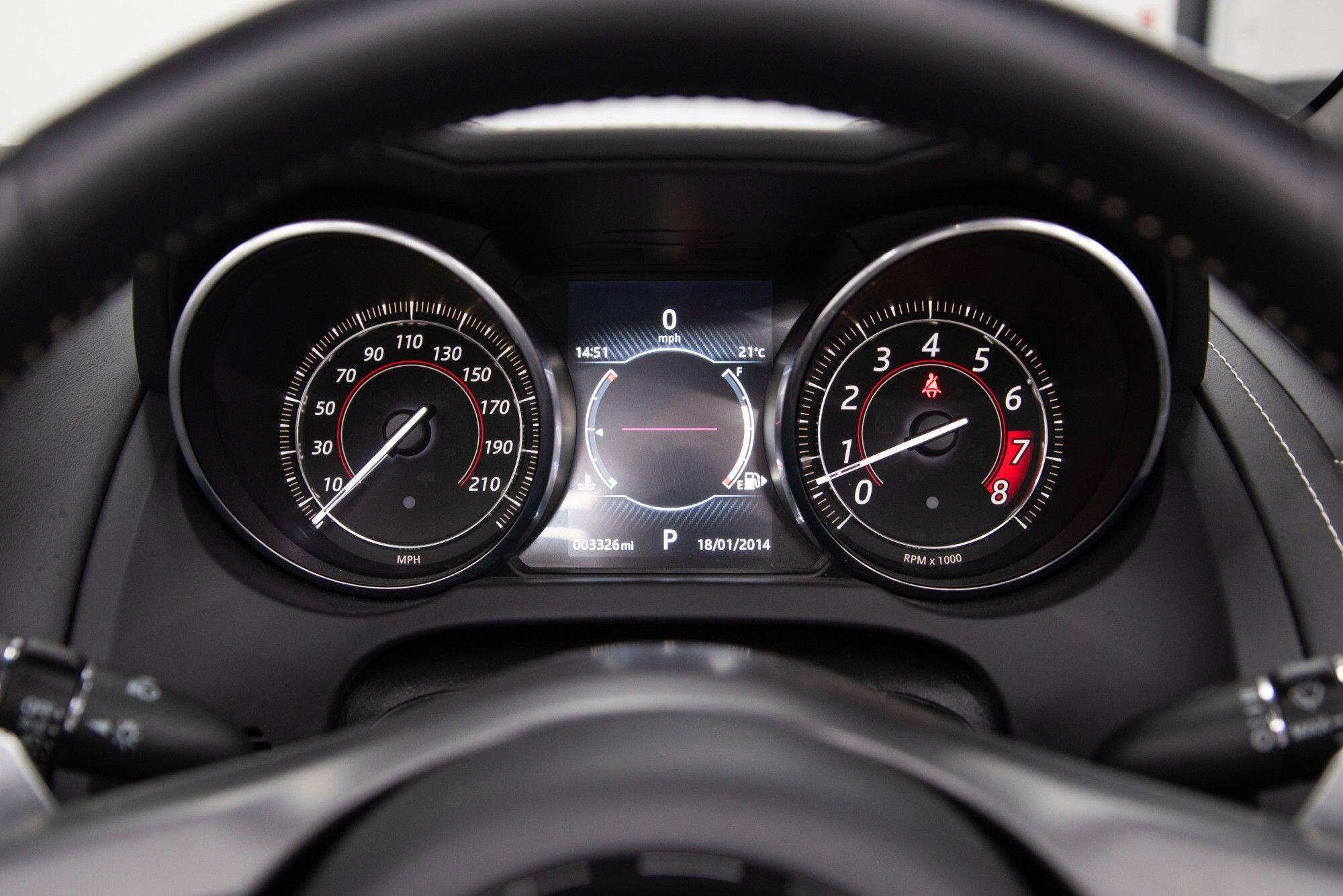 Jaguar F-Type view 41